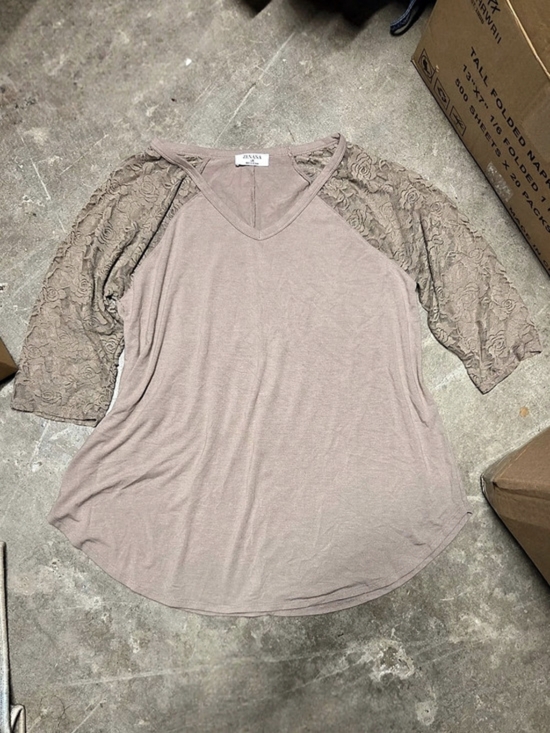 Zenana Outfitters Tops - ZENANA Lace Raglan Sleeve Top Floral Pink Large